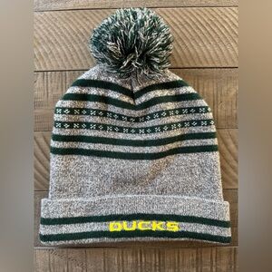 Captivating Headwear - Oregon Ducks Knit Pom-Pom Beanie (OS)
One Size/Unisex